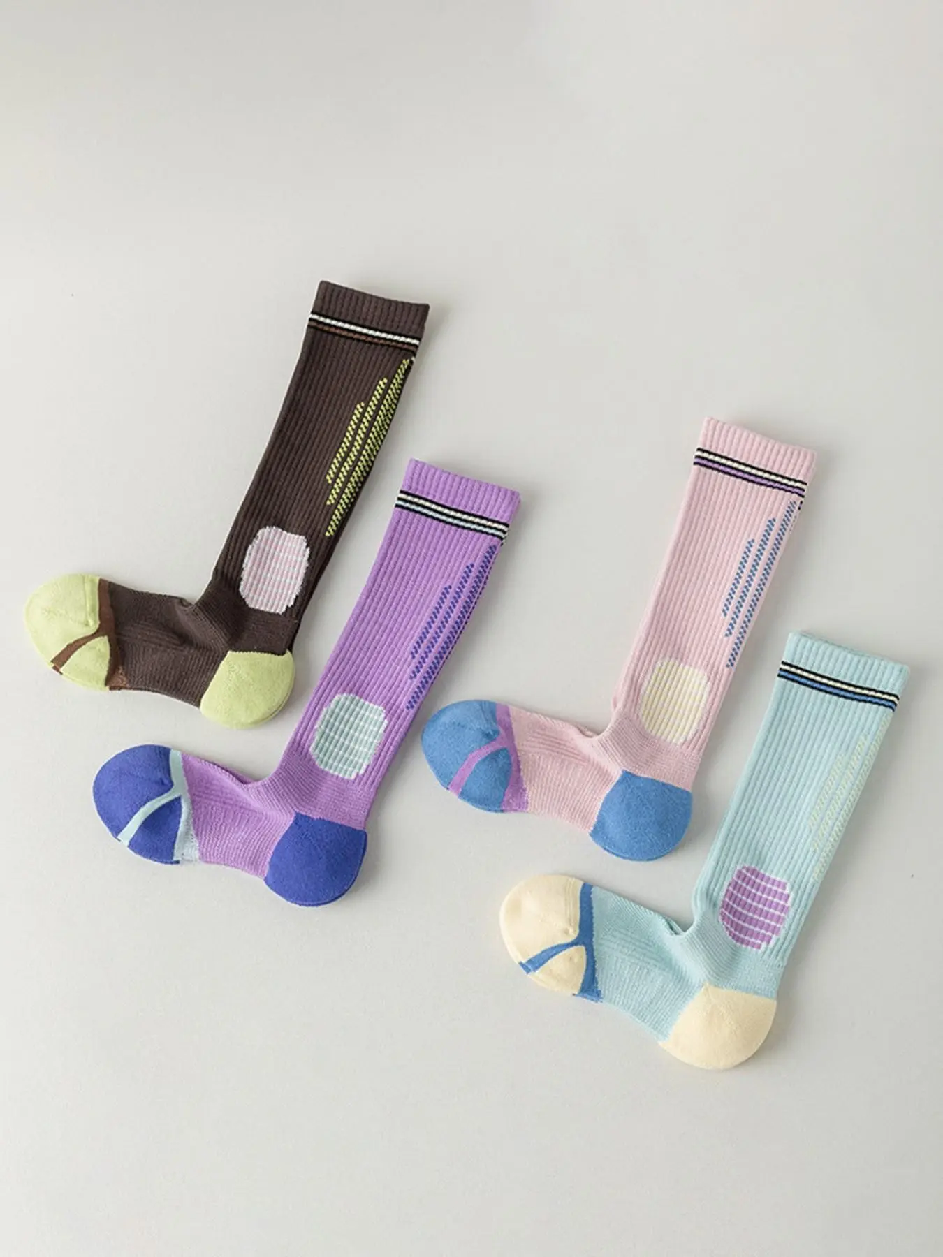 4쌍 여성용 스포티 압축 양말, 스포츠 런닝 양말, 운 - Sports Socks 리뷰 및 가격